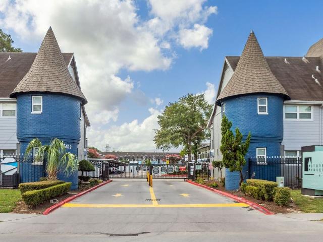 Apartment for rent in Gulfton, Houston