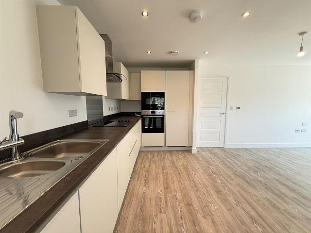 Apartment for rent in Castle Hill, Monks Orchard