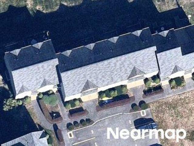 Condo for sale in Waterford