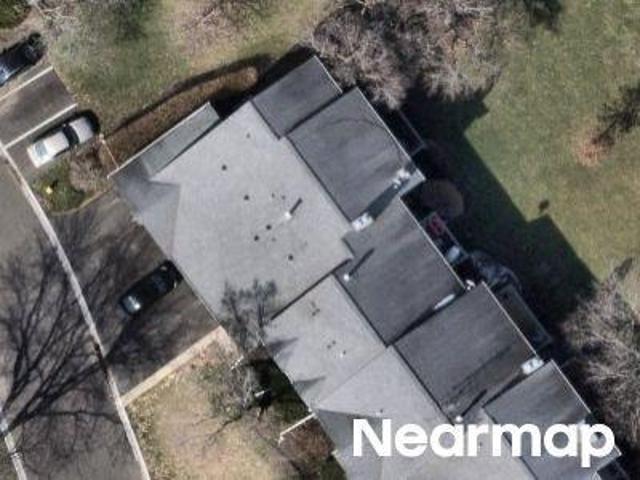 Condo for sale in Wheaton, Illinois