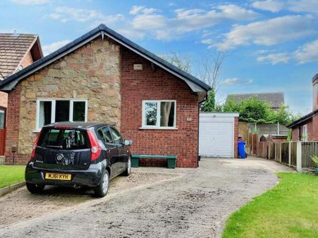 House for sale in Halton