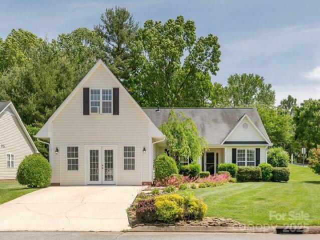 House for sale in Fletcher