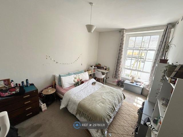 House for rent in Stonehouse, Mount Wise