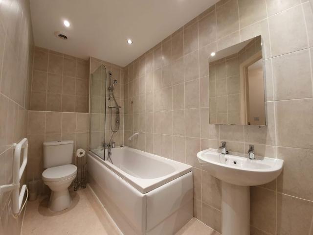 Apartment for rent in Chapel Field, Bury