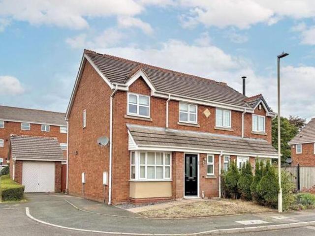 House for sale in Coseley, West Midlands