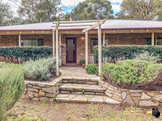 House for sale in Stoneville, Western Australia