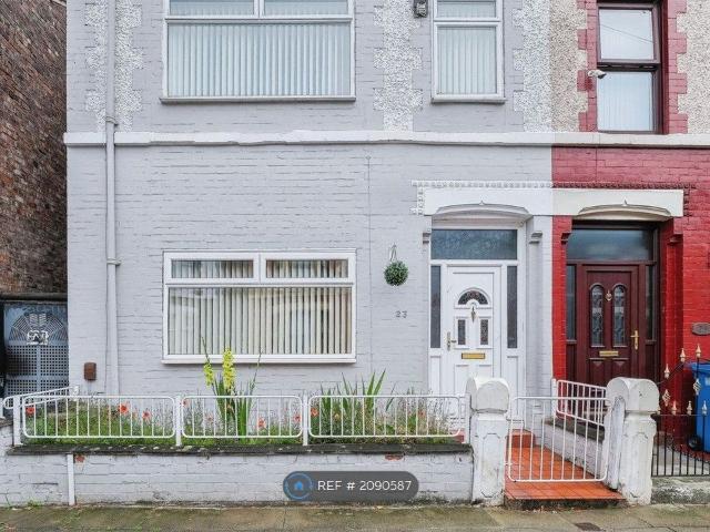 House for rent in Calderstones