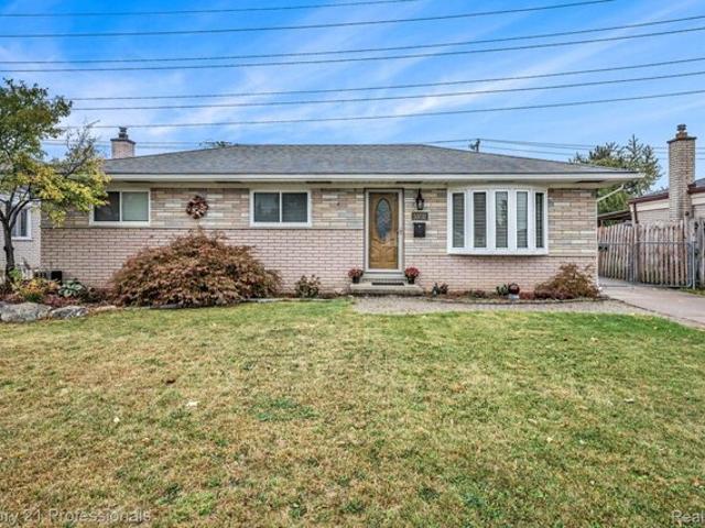 House for sale in Sterling Heights, Michigan