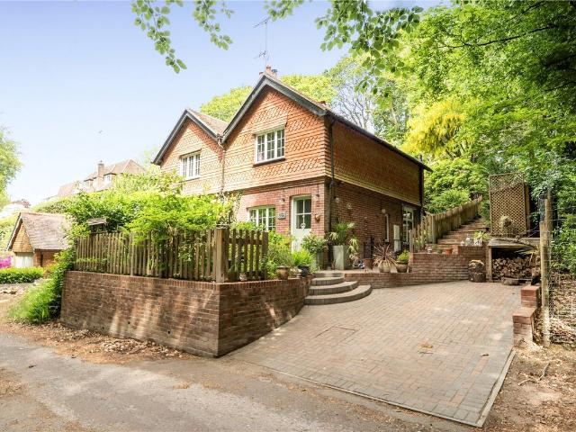 House for rent in Kingswood Firs, East Hampshire