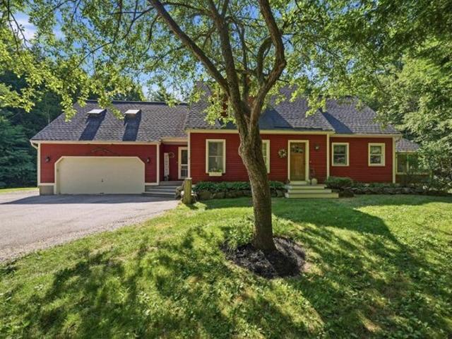 House for sale in Bow Bog, Bow