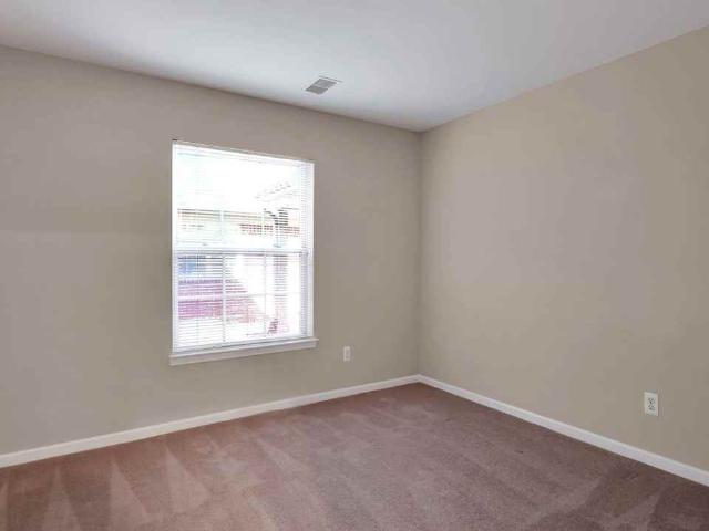 Apartment for rent in Utica, Macomb County