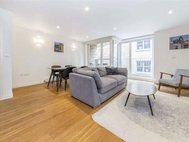 Apartment for rent in The Borough, Greater London