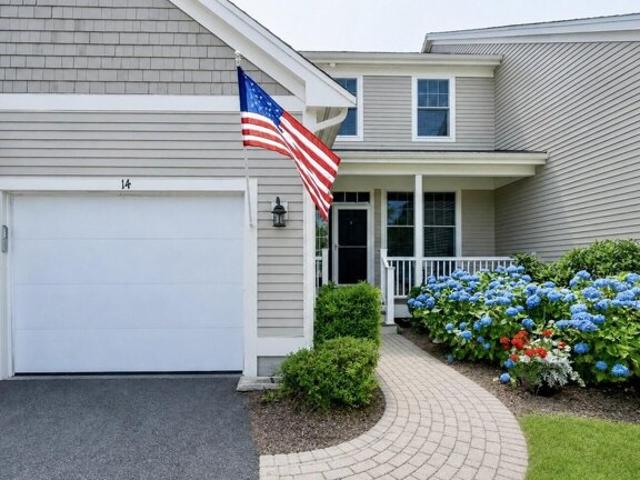 Condo for sale in Mashpee, Massachusetts