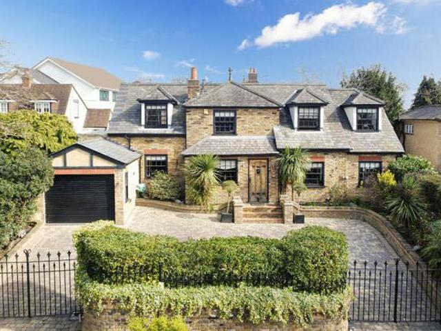 House for sale in Debden Green, Epping