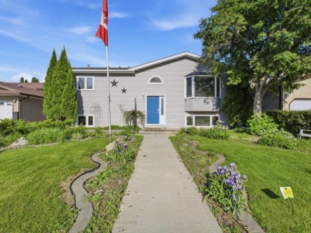 House for sale in Stony Plain, Alberta