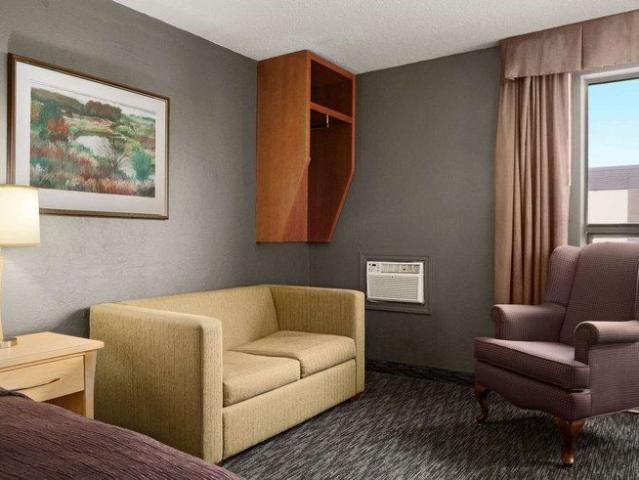 House for rent in Place LaRue, Edmonton