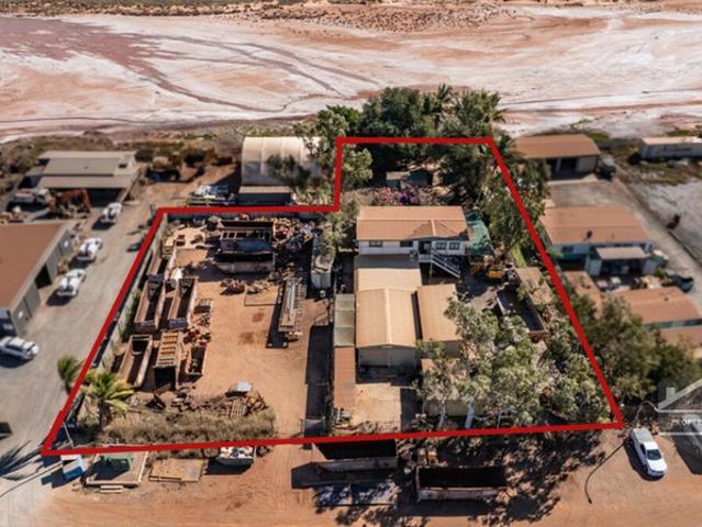 Warehouse for sale in Wedgefield, Western Australia