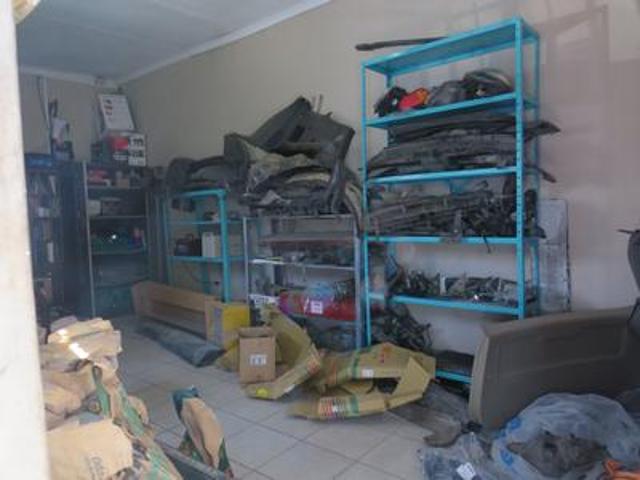 Commercial for sale in Roodepoort