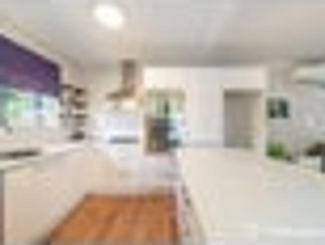 Apartment for sale in Days Bay, Wellington