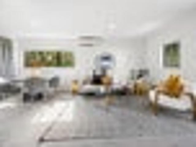House for sale in Oratia, Oroua County