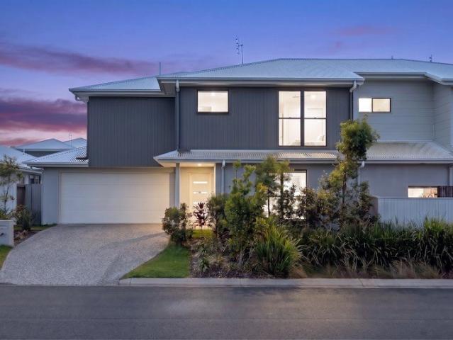 Duplex for sale in Kings Creek, Queensland