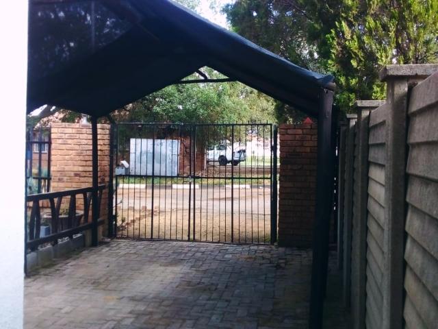 Apartment for rent in Vaalpark, Metsimaholo Local Municipality