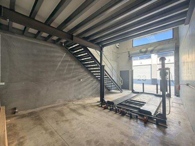 Warehouse for rent in Camerons Creek, Victoria
