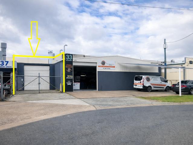 Warehouse for rent in Toombul, Queensland
