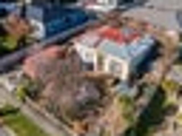 Apartment for sale in Heathcote, Canterbury