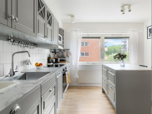 Bostadsrätt till salu i Solna, Stockholm