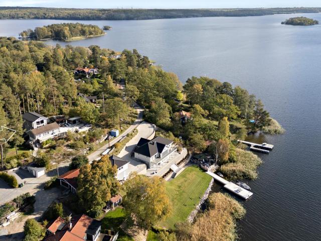 Villa till salu i Ekerö, Stockholm