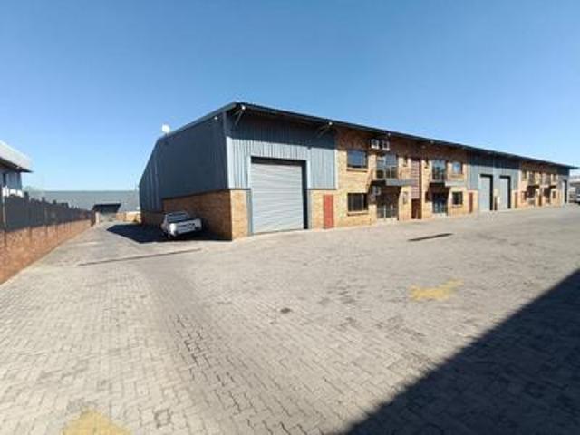 Commercial for rent in Nooitgedacht, Gauteng
