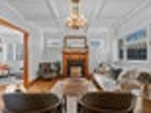 House for sale in Balmoral