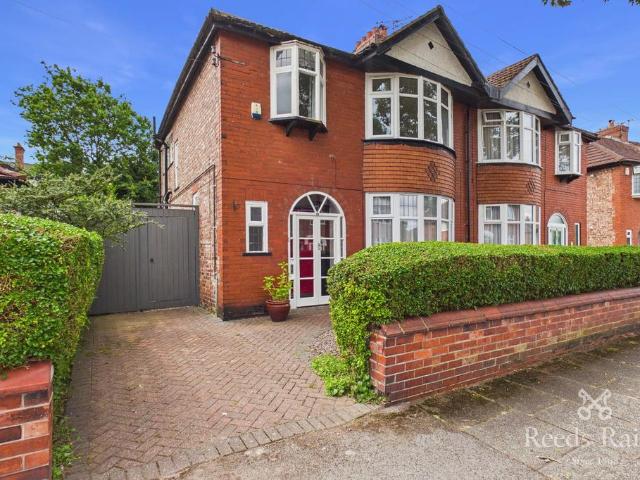 House for rent in Gorse Hill, Trafford Park