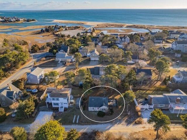 House for sale in Chatham