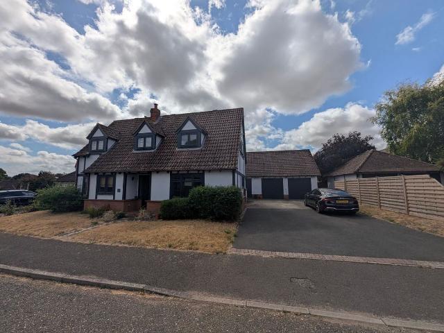 House for rent in Carlton, East Suffolk