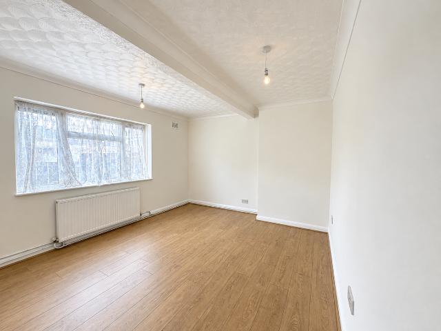 House for rent in Chadwell St Mary, Essex
