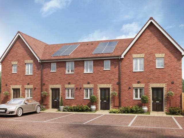 Property for sale in Cattawade, Chelmondiston
