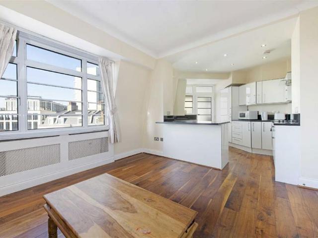 Apartment for rent in Marylebone, Greater London