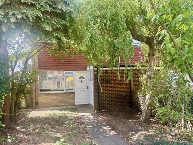 House for sale in London Borough of Hounslow, Feltham