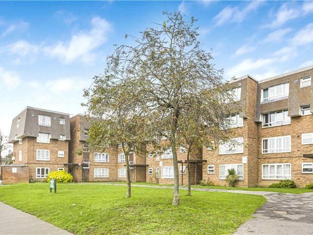 Apartment for rent in London Borough of Hounslow, Hanworth