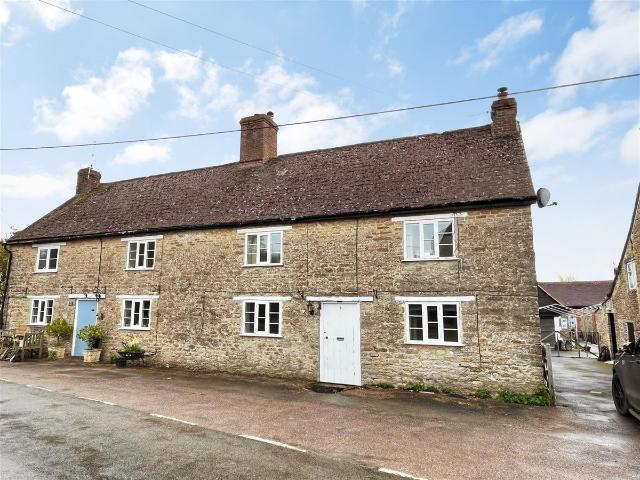House for rent in Stourton Caundle