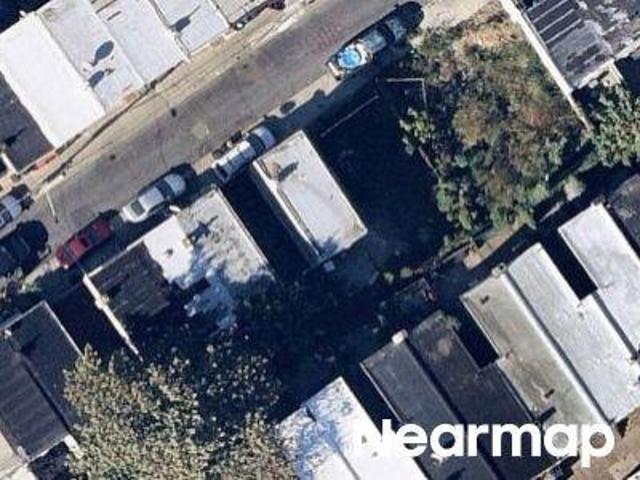 Land for sale in Philadelphia, Pennsylvania