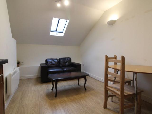 Apartment for rent in Stow Hill, Wales