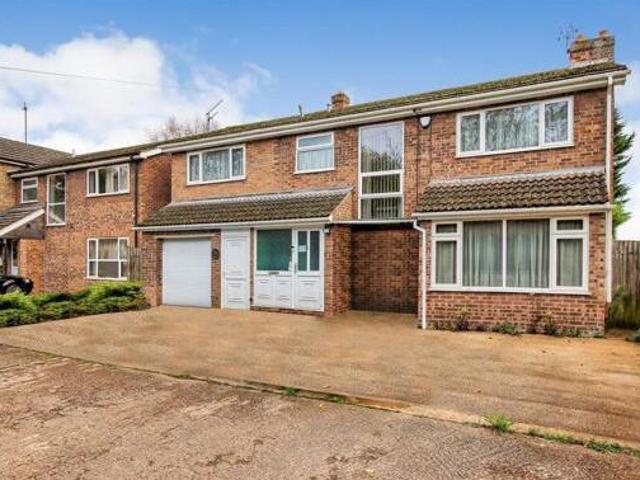 House for sale in Lyons, Greater London