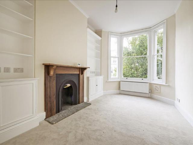Apartment for rent in Shepherd's Bush, Greater London