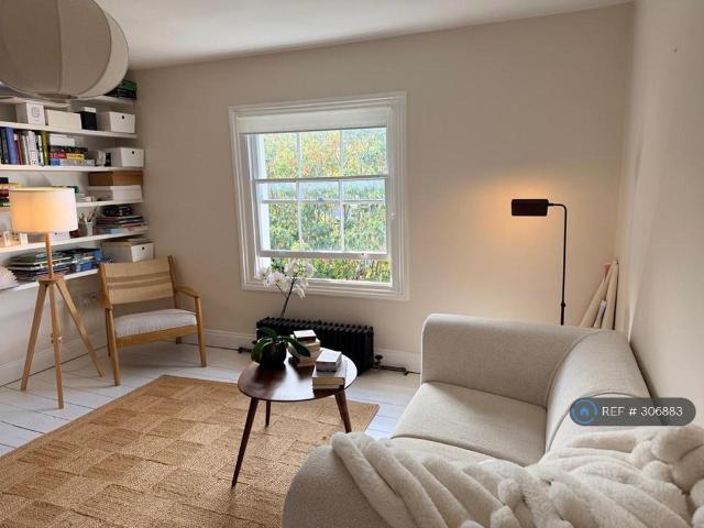 Apartment for rent in London Borough of Hammersmith and Fulham, Greater London