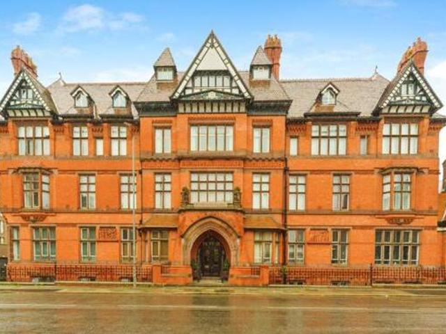House for sale in Calderstones