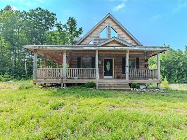 House for sale in Greig