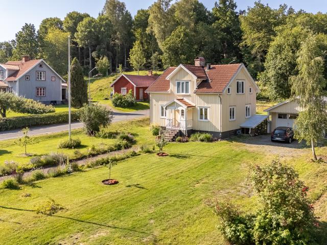 Villa till salu i Mullsjö